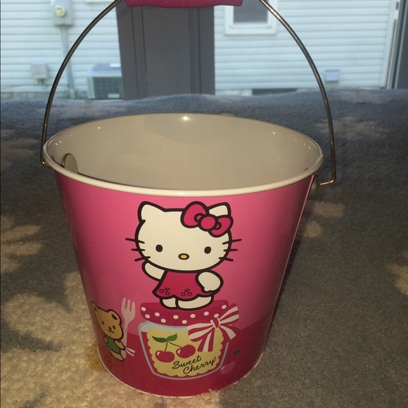 Hello Kitty Pail - Picture 2 of 2